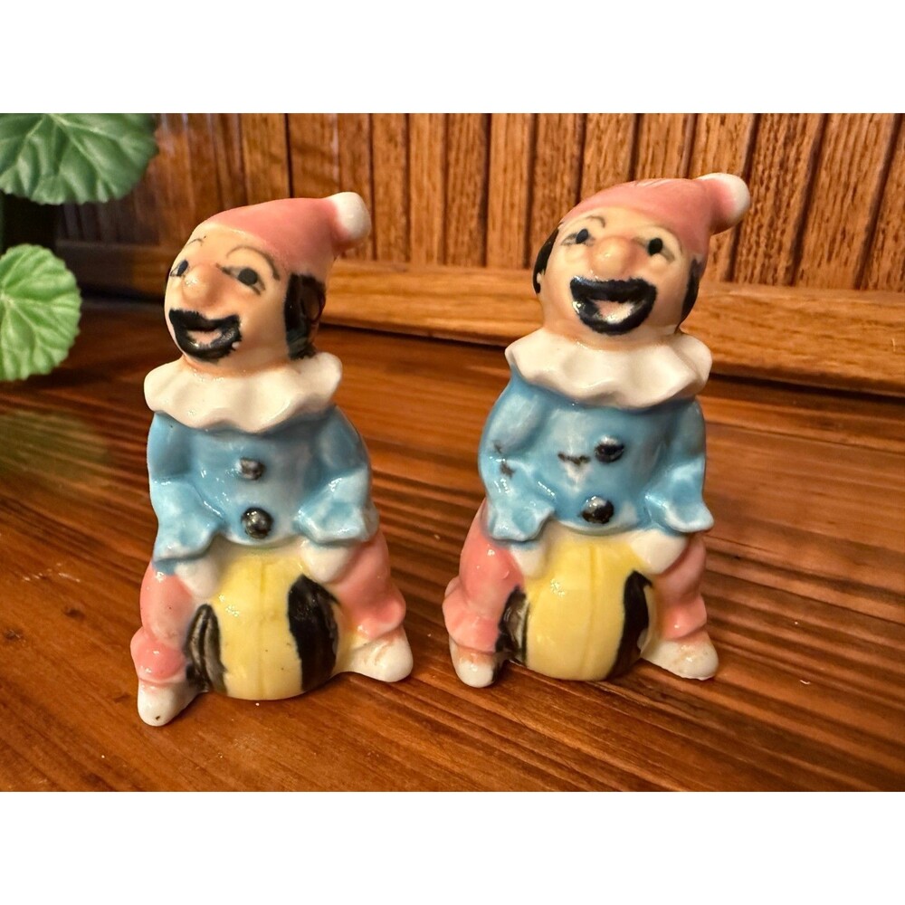 Vintage Ceramic Clown Salt & Pepper Shakers Pink Hat Blue Shirt Cork Stoppers